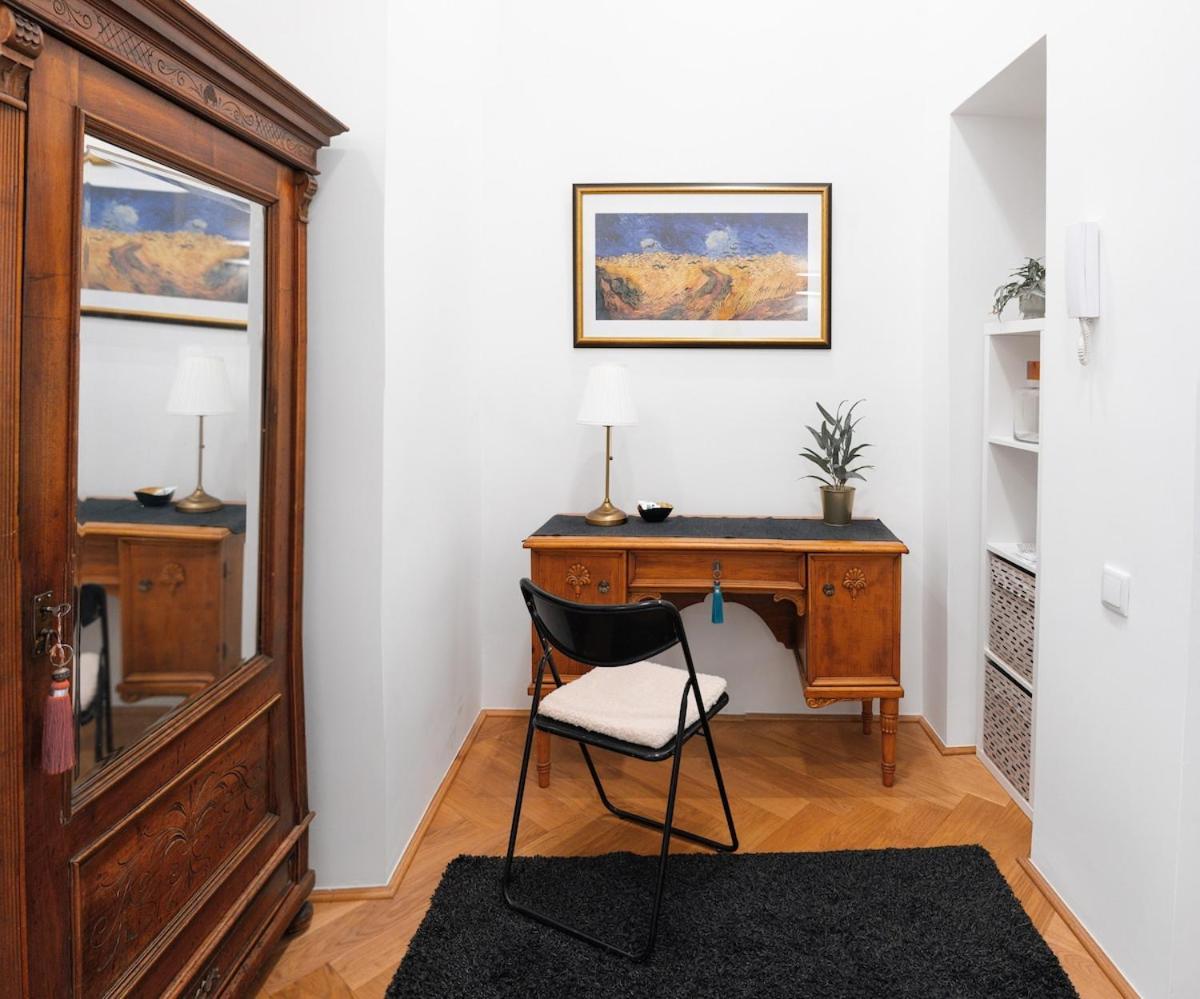 Danube Luxory Apartment
